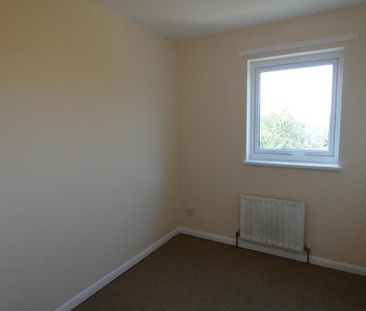 4 bedroom terraced house to rent - Photo 5