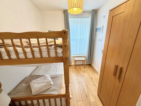 Christchurch Road, Bournemouth, - Photo 2