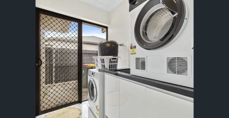 Near New Family Home - More Photos comming soon - Photo 5