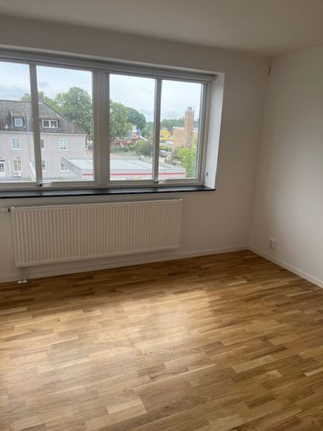 Hallandsvägen, Örkelljunga - Foto 3