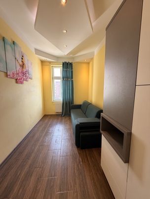 Mieszkanie pracownicze lub pod gabinety, biura - Photo 1