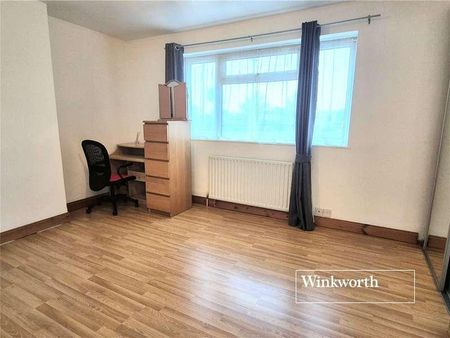 Armstrong Crescent, New Barnet, EN4 - Photo 3