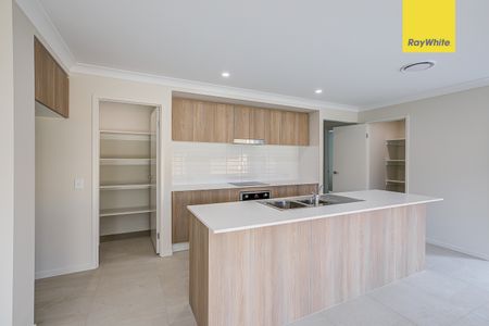 49 Yellowstone Circuit, Yarrabilba QLD 4207 - House For Rent | Domain - Photo 3