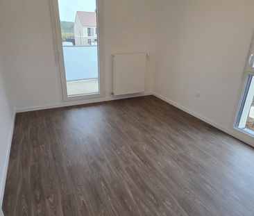 Location Appartement 3 pièces 59m² MOISSY CRAMAYEL 77550 - Photo 2