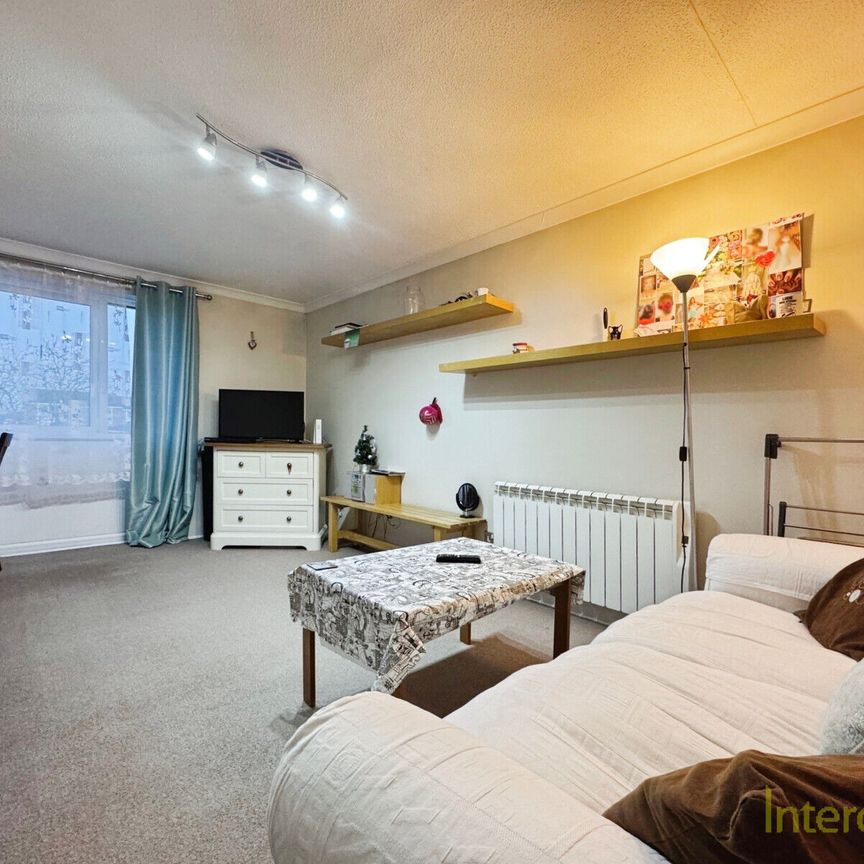 Ross Close, CB11, Saffron Walden - Photo 1