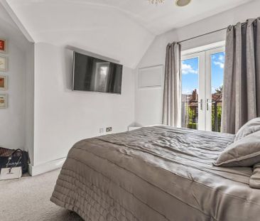 3 bedroom semi-detached house to rent - Photo 5