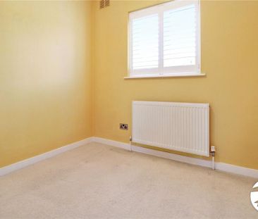 3 bedroom end of terrace house to rent - Photo 6