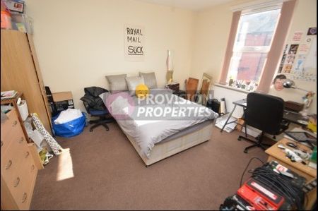 2 Bedroom Houses Flats in Hyde Park - Photo 2