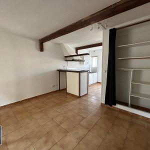 Location Appartement 1 pièce 26m² CHATEAUNEUF LES MARTIGUES 13220 - Photo 3