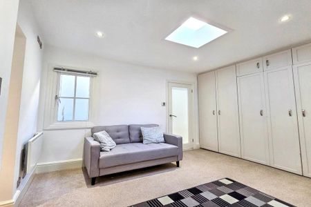Studio to rent - Photo 4