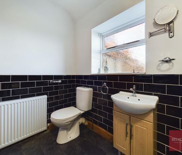 3 bedroom terraced house to rent - Photo 2