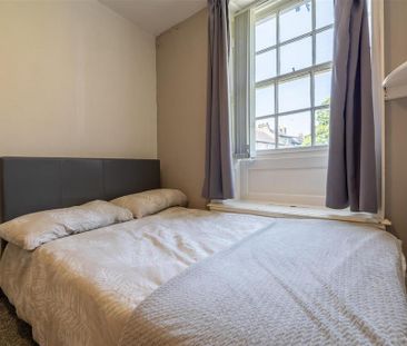 3 bedroom private hall to rent - Photo 4