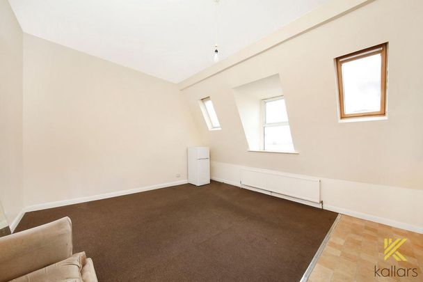 3 bedroom flat to rent - Photo 1
