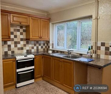 3 bedroom terraced house to rent - Photo 5