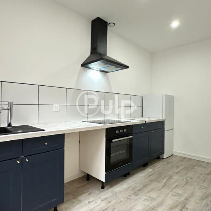 Maison à louer à Bruay La Buissiere - Réf. loclgli15423 - Photo 1