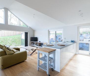 2 bedroom detached house to rent - Photo 2