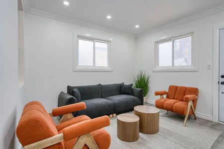 For Lease - 151 Broadview Avenue, Toronto, Ontario - Photo 3