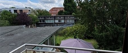 Komfortabel wohnen im Alter – helle 3-Zimmer-Wohnung mit zwei Balkonen zu vermieten - Photo 1