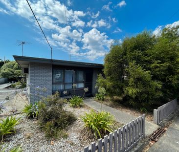 1/5 Cara Road, Highton - Photo 1