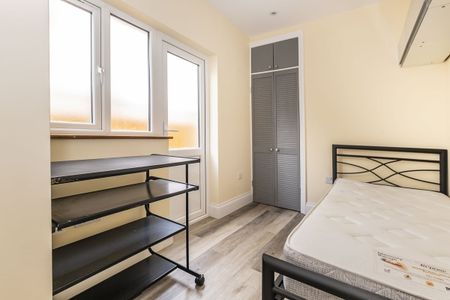 6 bedroom semi-detached house to rent - Photo 4