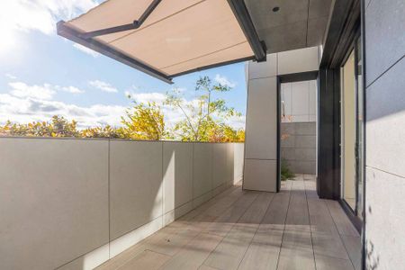 Luxury Apartment for rent in Madrid, Autonomous Region of Madrid - Photo 4