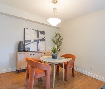 977 Mohawk Road East - Photo 3
