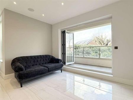 Bergamot House, Rowantree Road, Enfield, EN2 - Photo 2