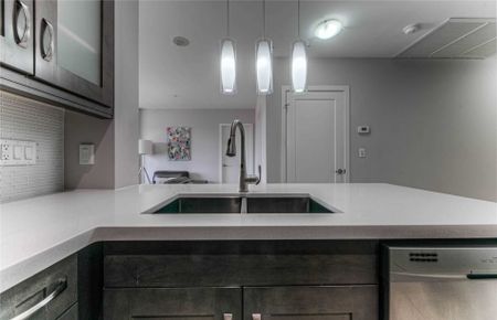 For Lease - 1 Victoria Street Unit# 1712, Kitchener, Ontario - Photo 2