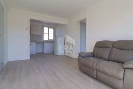 Appartement Marseille 4 pièce(s) Saint Tronc, refait a neuf, balcon, stationnement , Loué Meublé - Photo 2