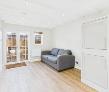 Farthing Green Lane, Stoke Poges,SL2 - Photo 1