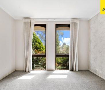 Family Friendly, 4 Bedroom House in Weetangera - Photo 1