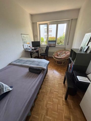 Spacieux appartement de 3 pièces à deux pas du centre - Photo 3