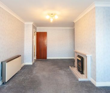 2 bedroom semi-detached bungalow to rent - Photo 3