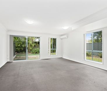 Spacious 3-bedroom townhouse in Ashmore - Photo 5