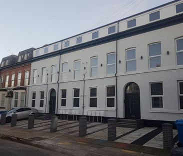 1 Bed Flat, Hampstead Road, L6 - Photo 5