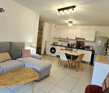 Location Appartement 3 pièces 56m² LE LUC 83340 - Photo 1