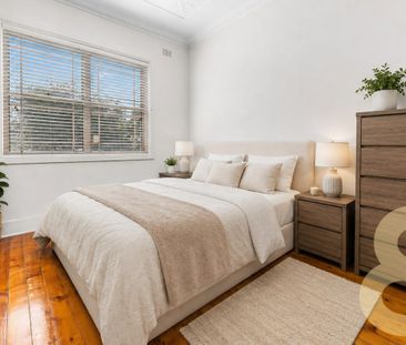 SENSATIONAL AND SPACIOUS 3 BEDROOM SEMI - Photo 3