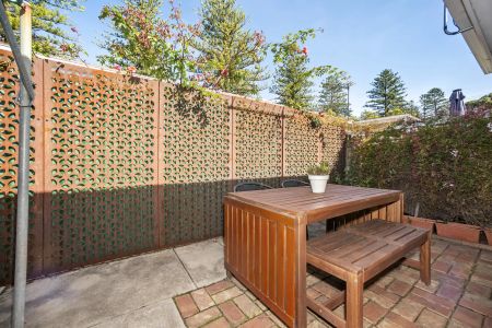 Fully Furnished Unit Close to the Heart of Glenelg - Photo 4