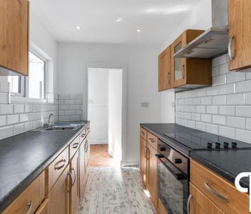 46 Nelson Street, Carrickfergus, BT38 8AR - Photo 1