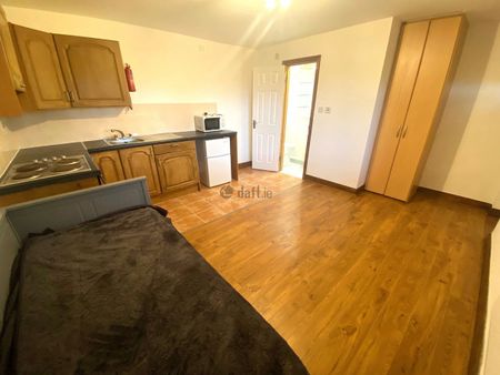 Apartment to rent in Dublin, Oldbawn - Photo 2