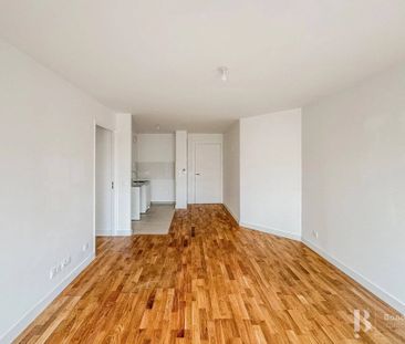 Rental Apartment Clichy Centre ville - Photo 4