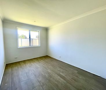 3 Bedroom Family Home in Green Valley - Photo 6