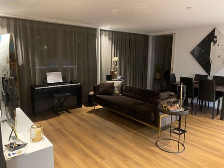 Moderne 2.5-Zimmer-Attikawohnung in grüner Oase in Pfäffikon - Willkommen in Ihrem neuen Zuhause! - Foto 4