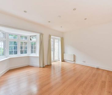 4 bedroom terraced house to rent - Photo 2