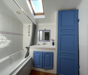 Location Maison 3 pièces 62m² LA ROQUE D ANTHERON 13640 - Photo 4