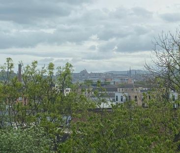 2 bed flat for rent in Goldenacre - Photo 2