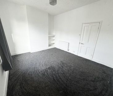 2 bedroom house to rent - Photo 1