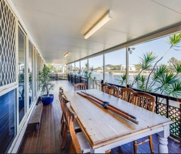 Mermaid Waters, QLD - Photo 4