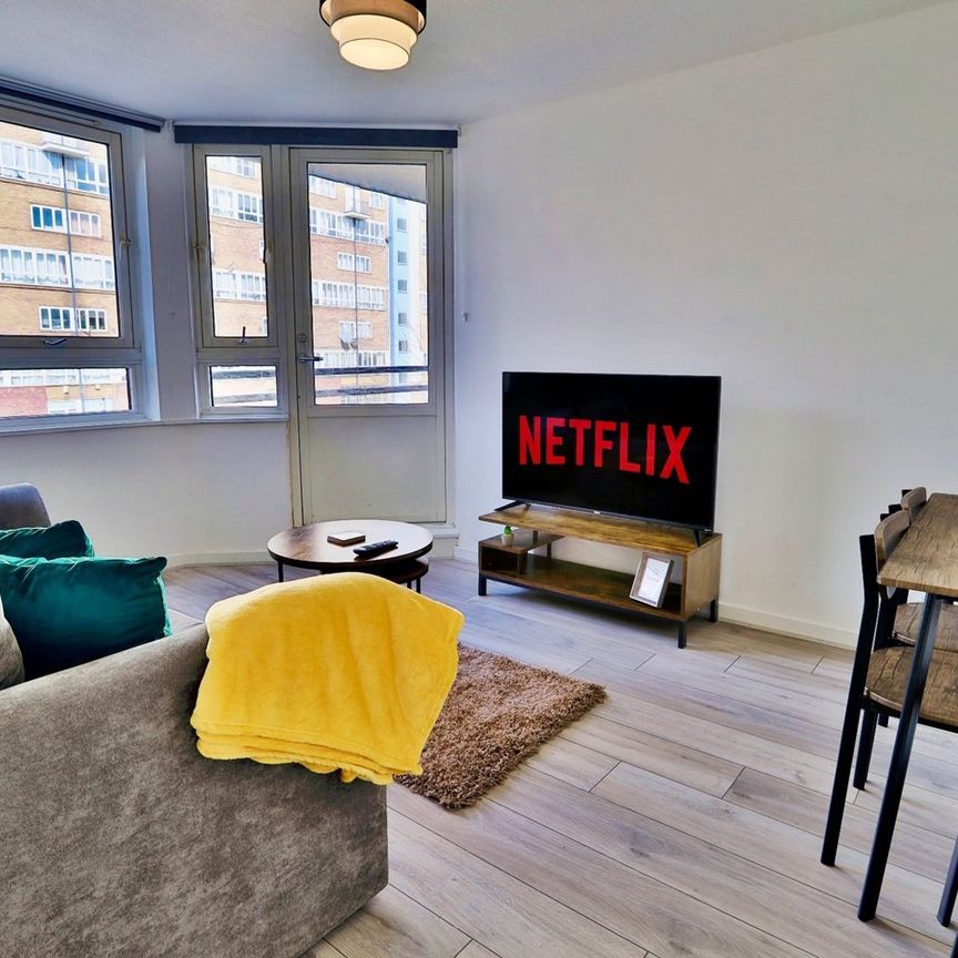 1 Bed Flat, Old Kent Road, SE1 - Photo 1