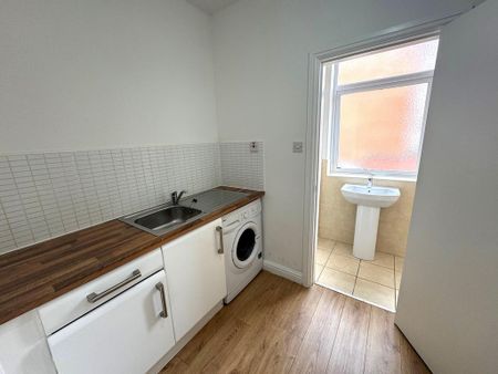 Studio to rent - Photo 5